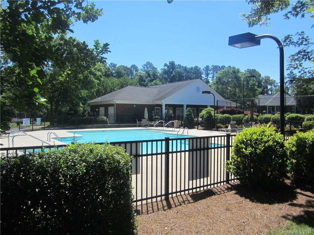 Lake Club Commons - Residential