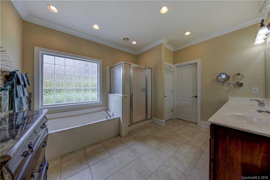 Lake Club Commons - Residential