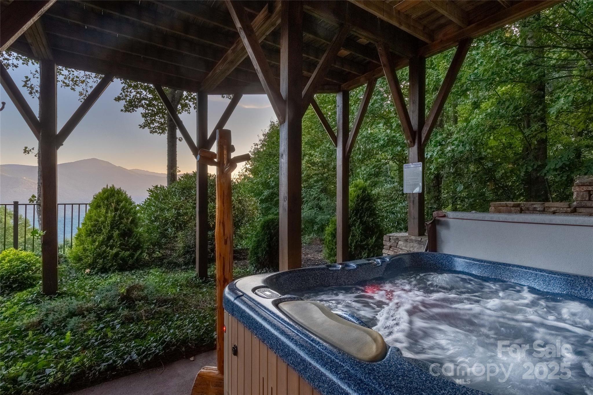 Boulder Ridge - Residential