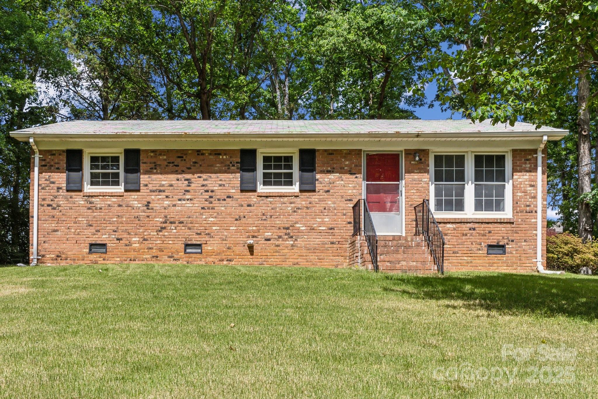 1975 Peace Road