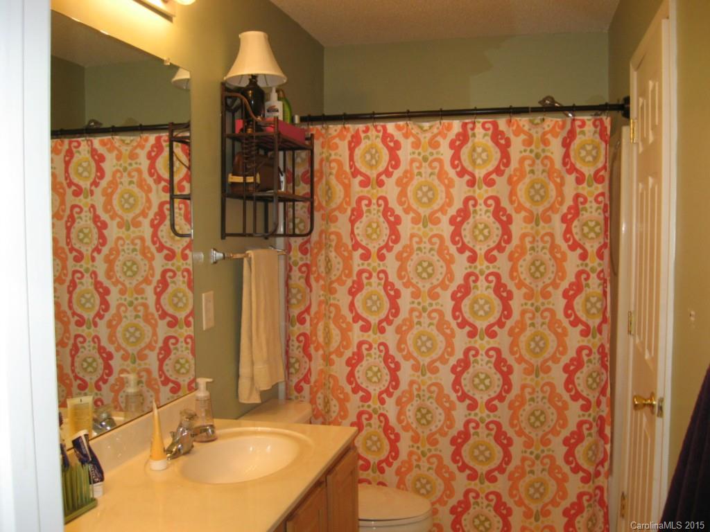 Rozzelles Landing - Residential Lease