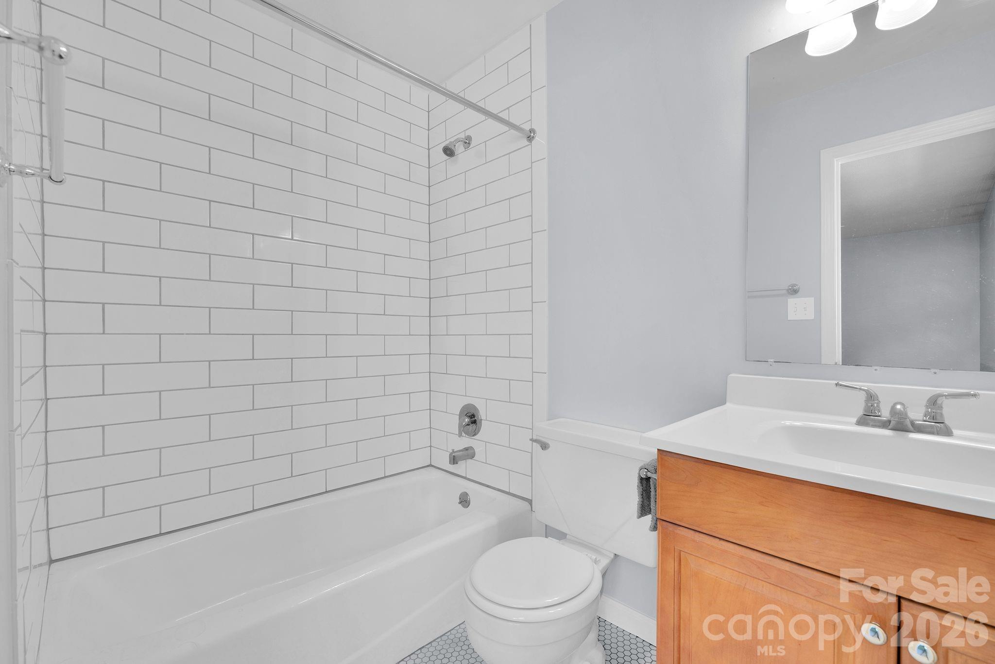 FalconBridge - Residential