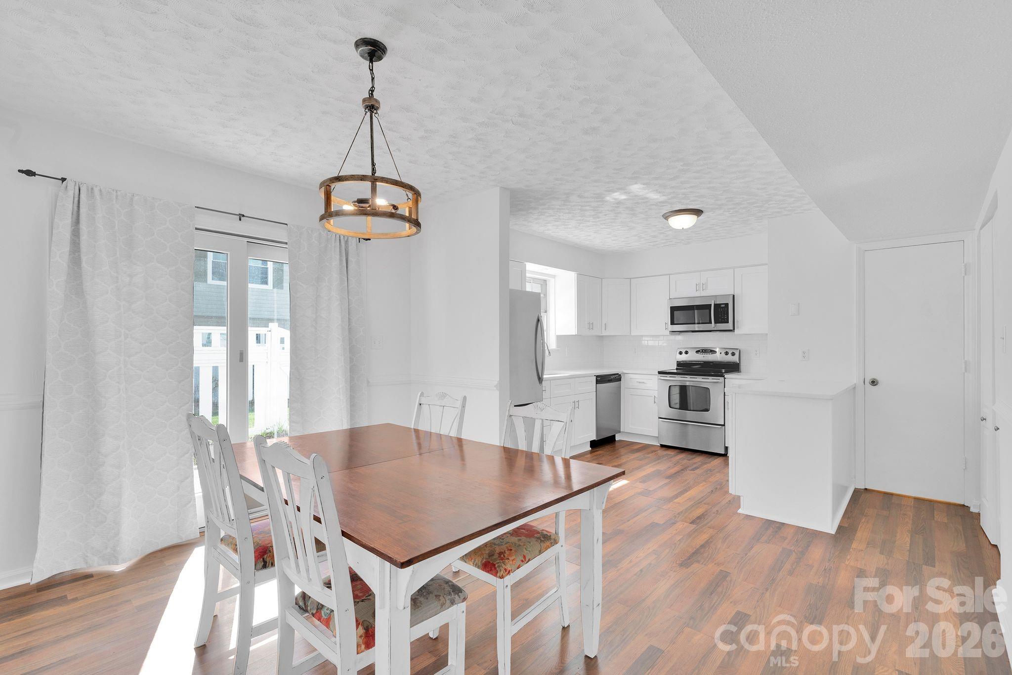 FalconBridge - Residential