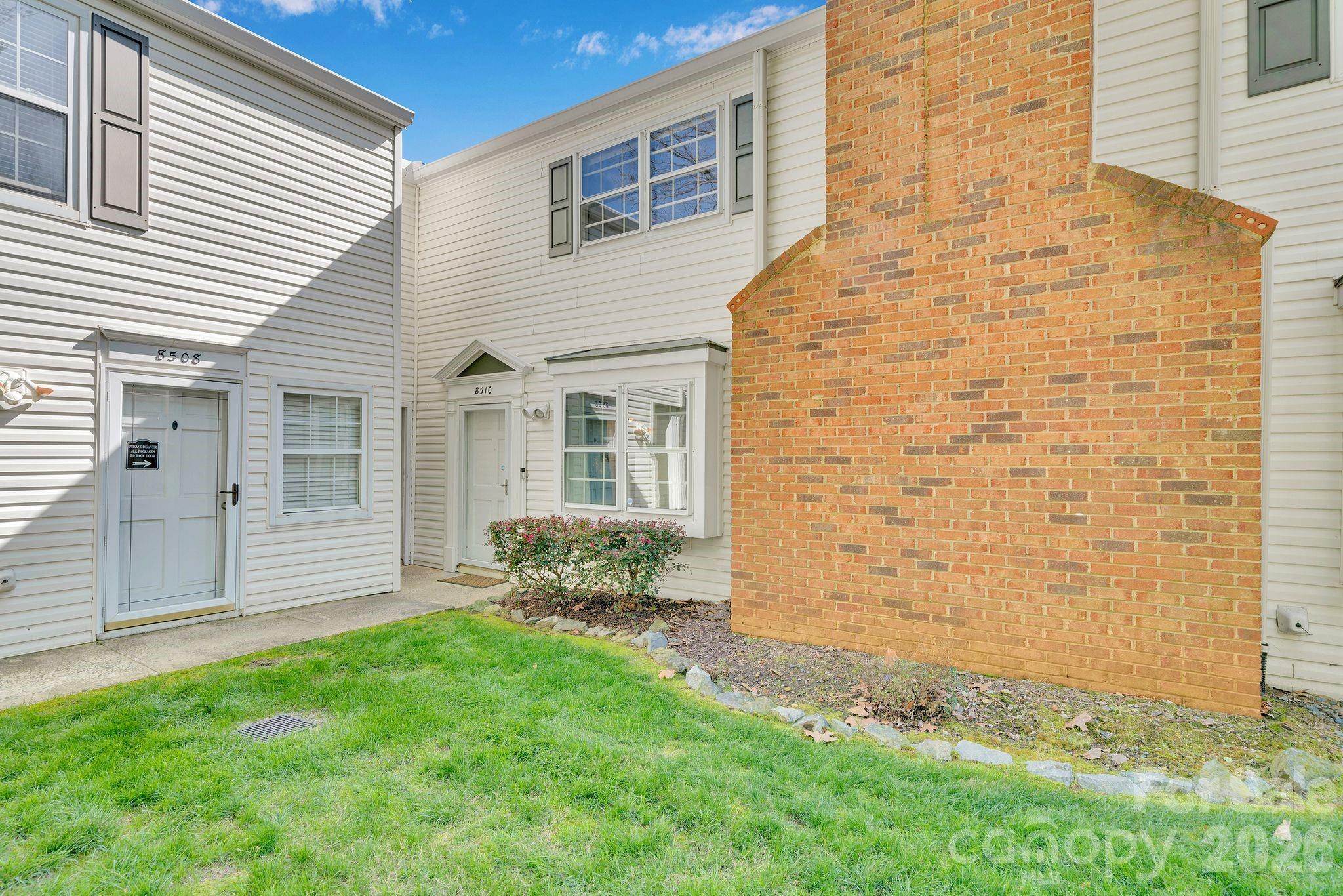 FalconBridge - Residential