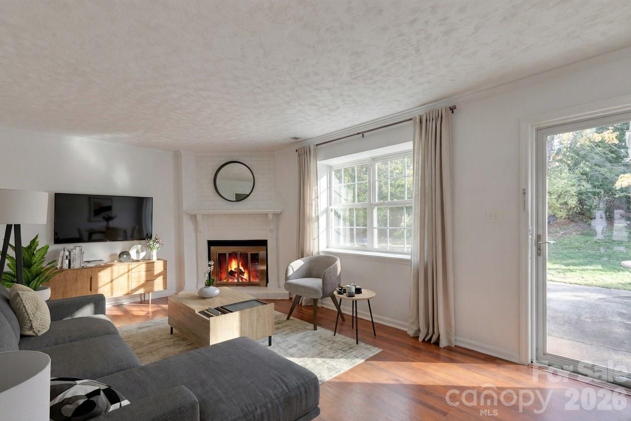 FalconBridge - Residential