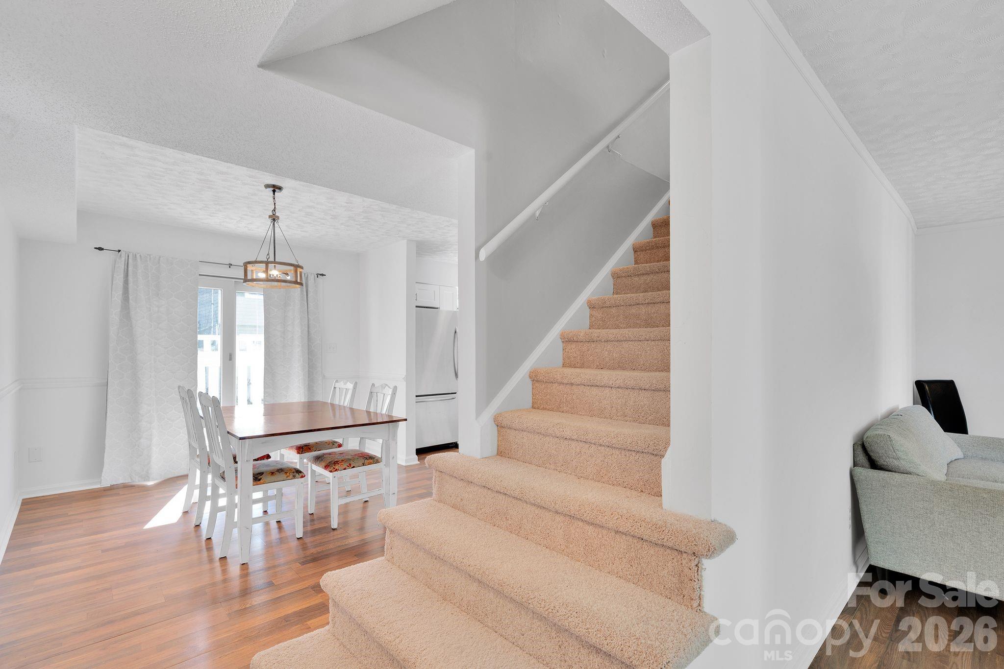 FalconBridge - Residential