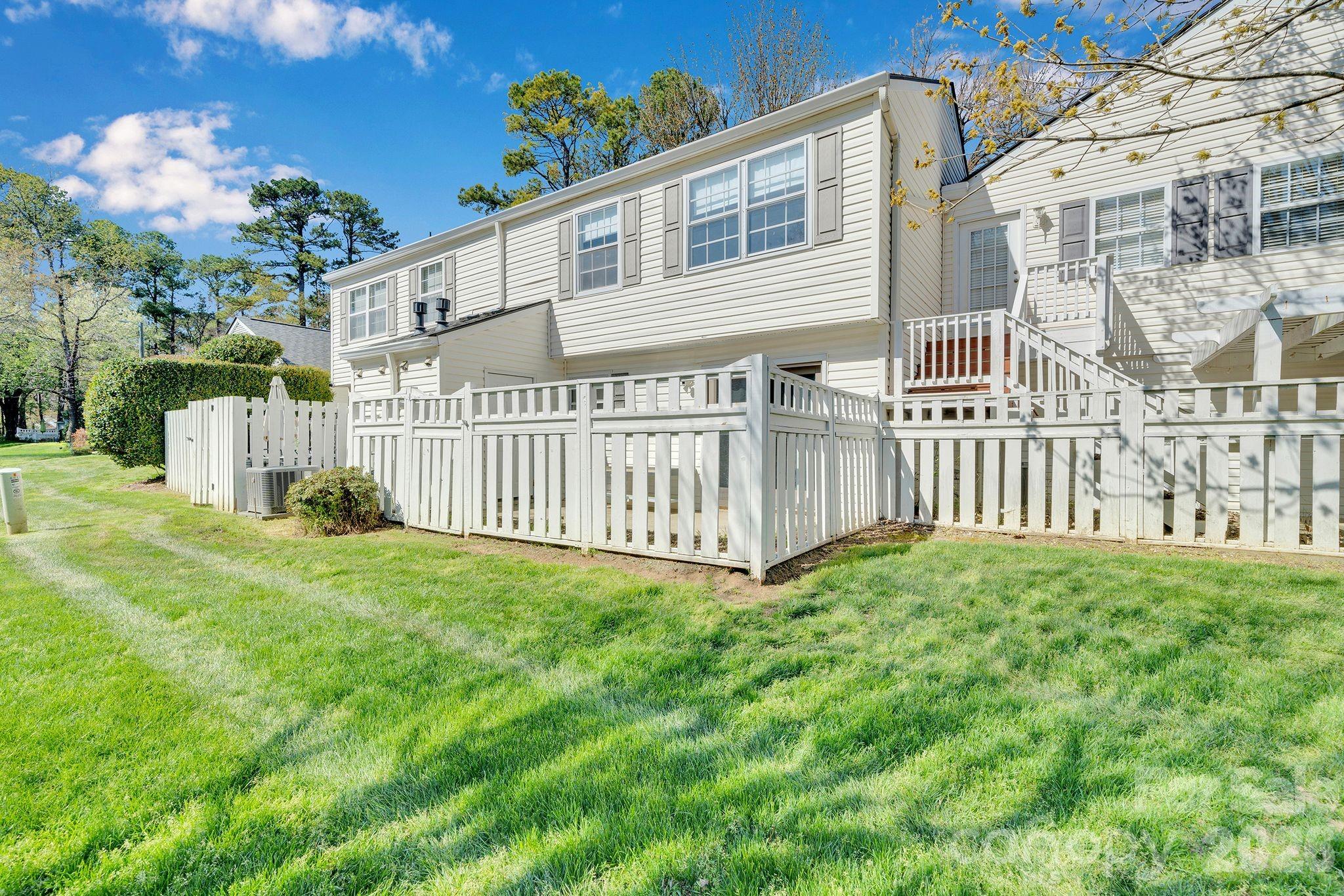 FalconBridge - Residential