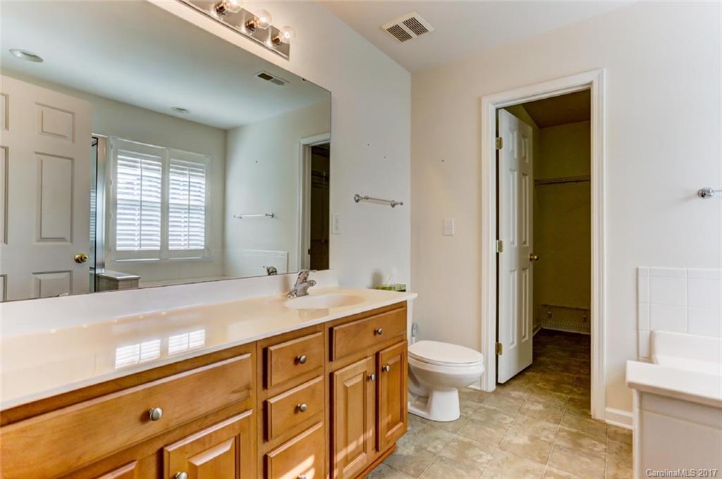 Brandon Oaks - Residential