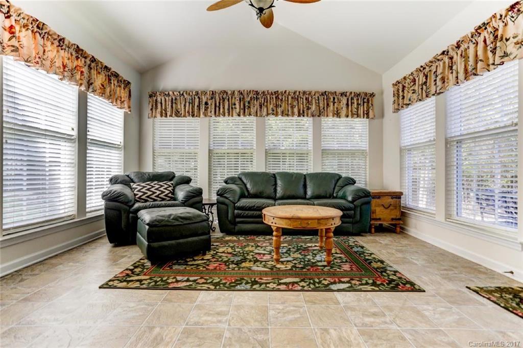 Brandon Oaks - Residential