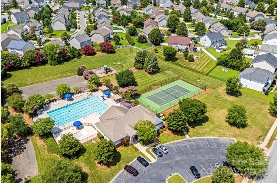 Taylor Glen Townhomes - Residential