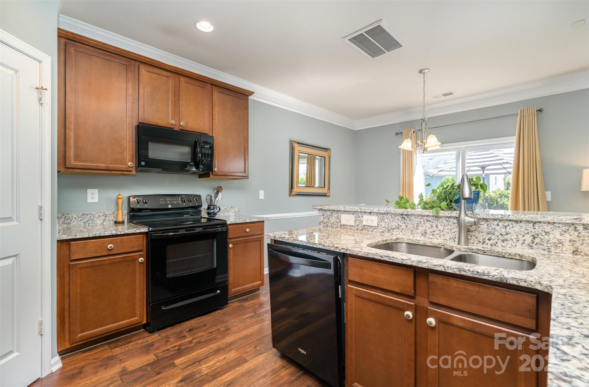 Almond Glen - Residential