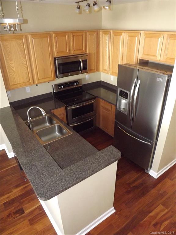 Davidson Gateway Deer Park - Residential Lease