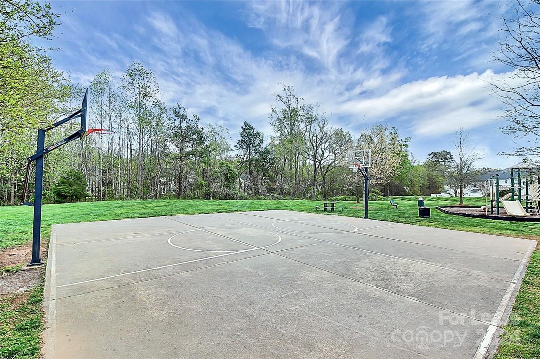 The Terraces at Oakhurst - Residential Lease