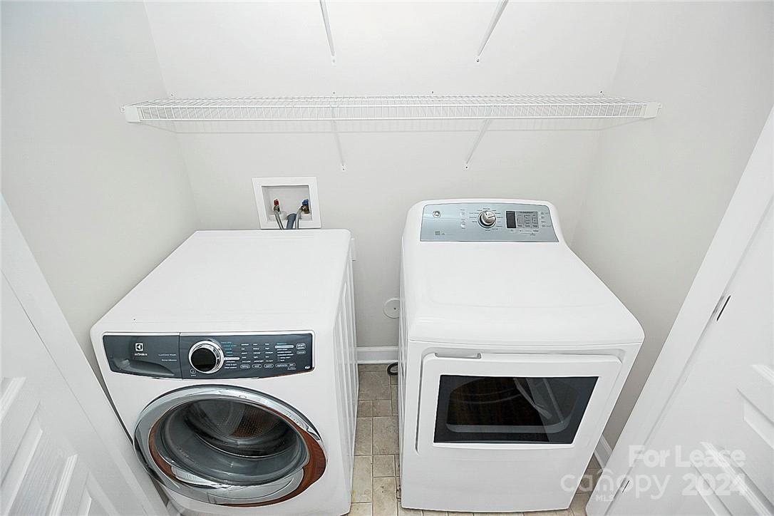 The Terraces at Oakhurst - Residential Lease