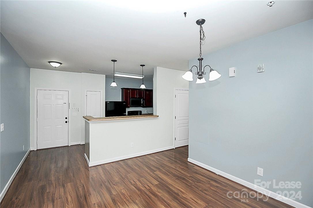 The Terraces at Oakhurst - Residential Lease