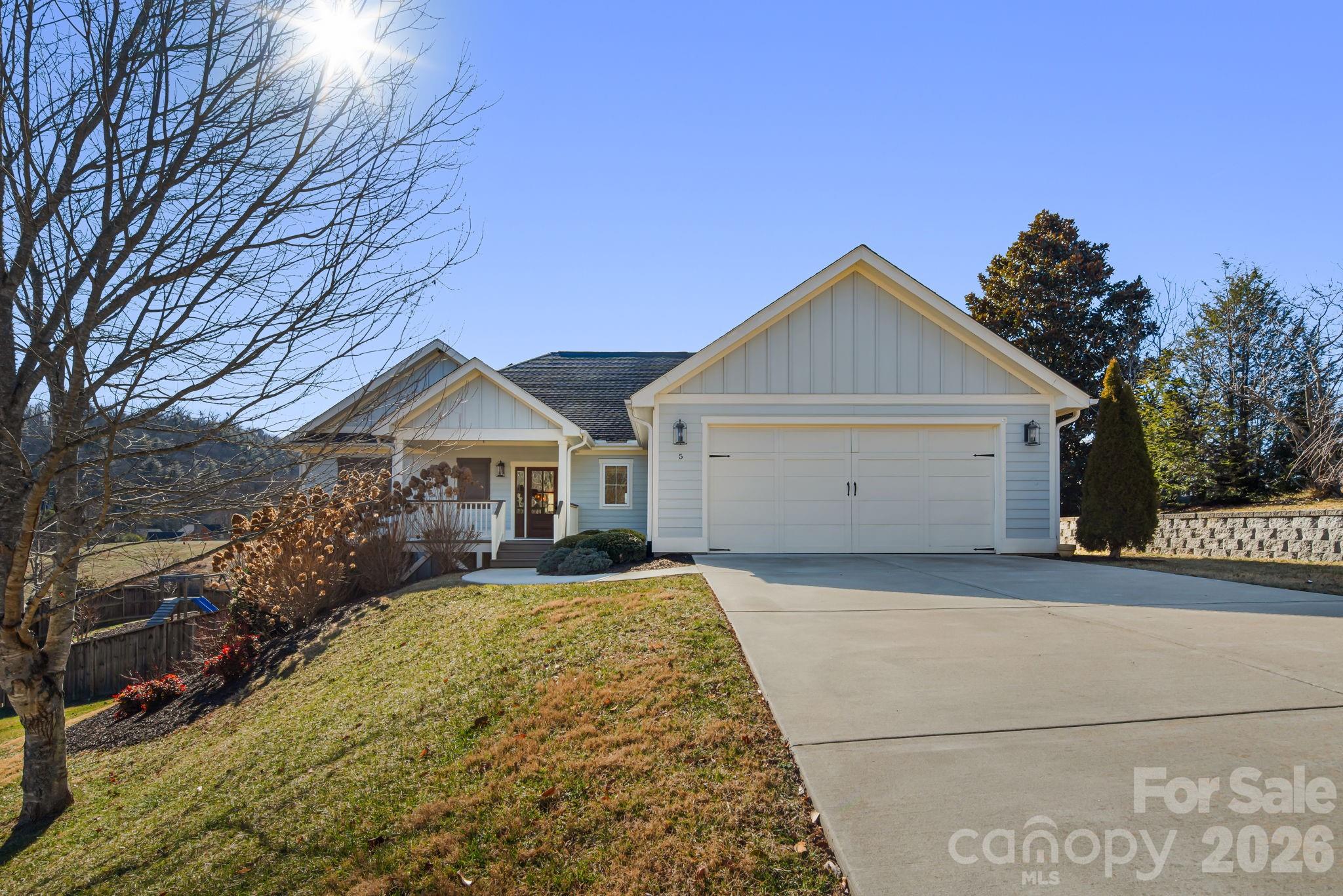 5 Magnolia Farms Drive