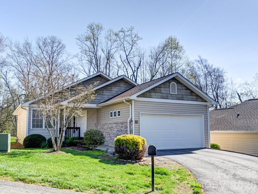 This Mills River home in the established community of the Glens of Aberdeen provides convenience, square footage, and great amenities. Space and storage in the one owner home are just two of the many perks for this property.  The villa boasts 1552 heated square feet upstairs and 846 heated square feet downstairs along with 265 square feet of a finished, unheated bonus room and 440 square feet of storage.  The home has a back yard with a wooded and private boundary. Roof replaced in 2025.   The house has multiple closets throughout.  HOA amenities include yard maintenance, club house, swimming pool, and fitness center.  Long term rentals are also allowed in this community and Glen Marlow Elementary school is close by.  Price reflects the need to replace flooring in carpeted rooms.