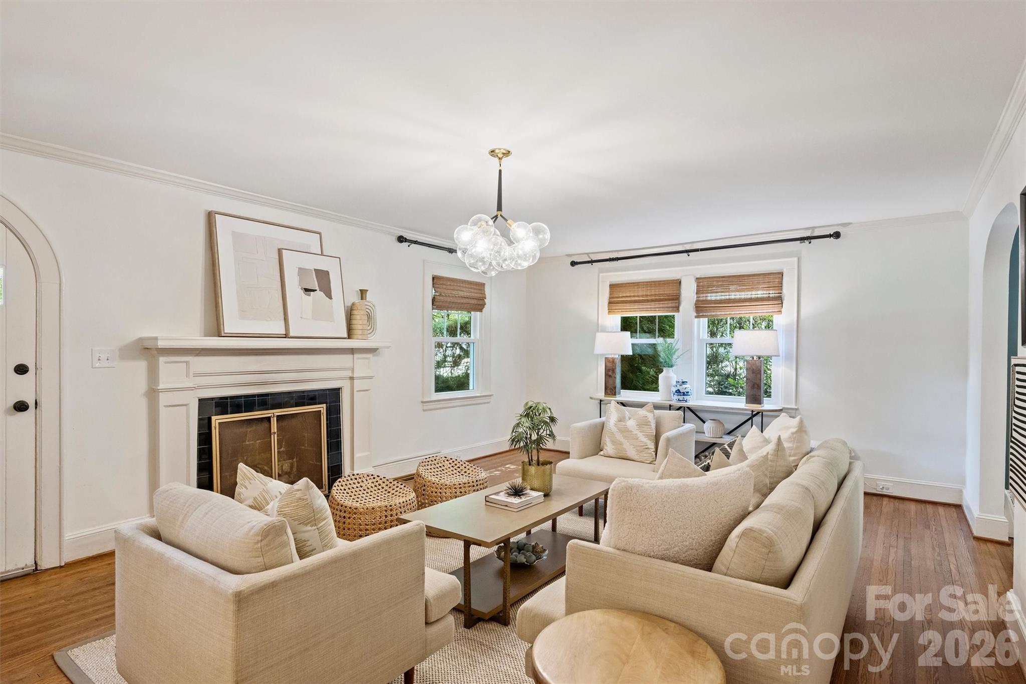 1633 Nassau Boulevard