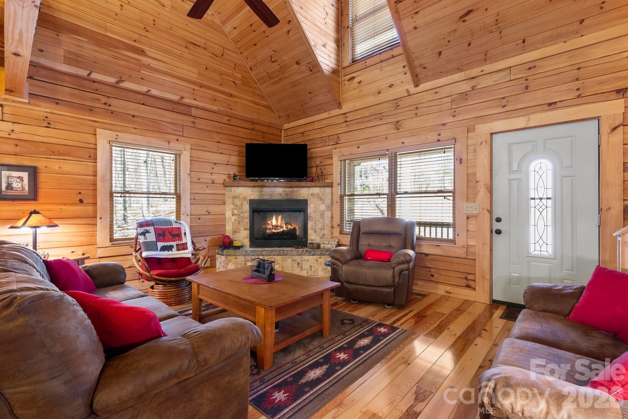 Hearthstone Ridge - Residential