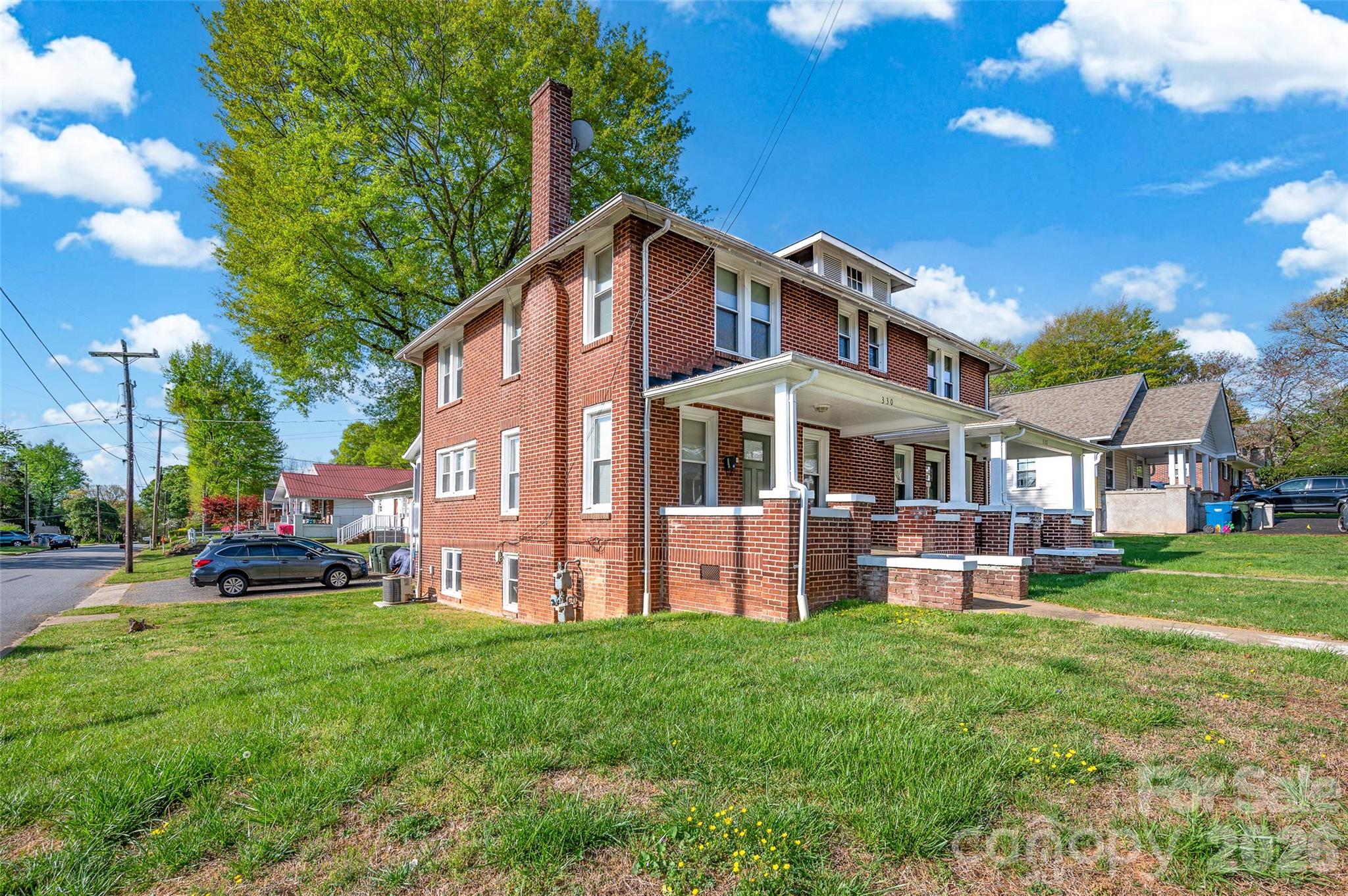 328-330 3rd Avenue SE