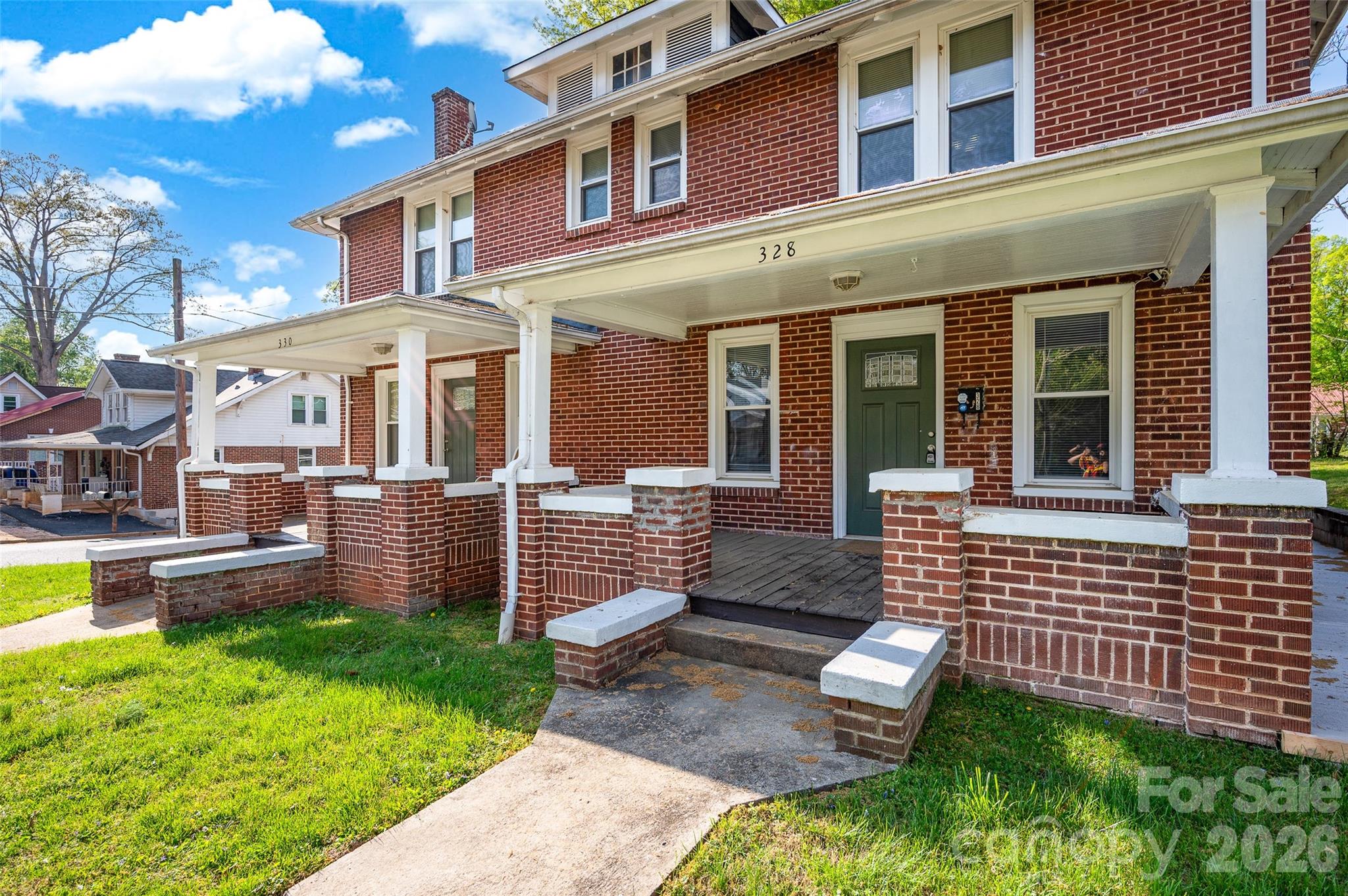 328-330 3rd Avenue SE