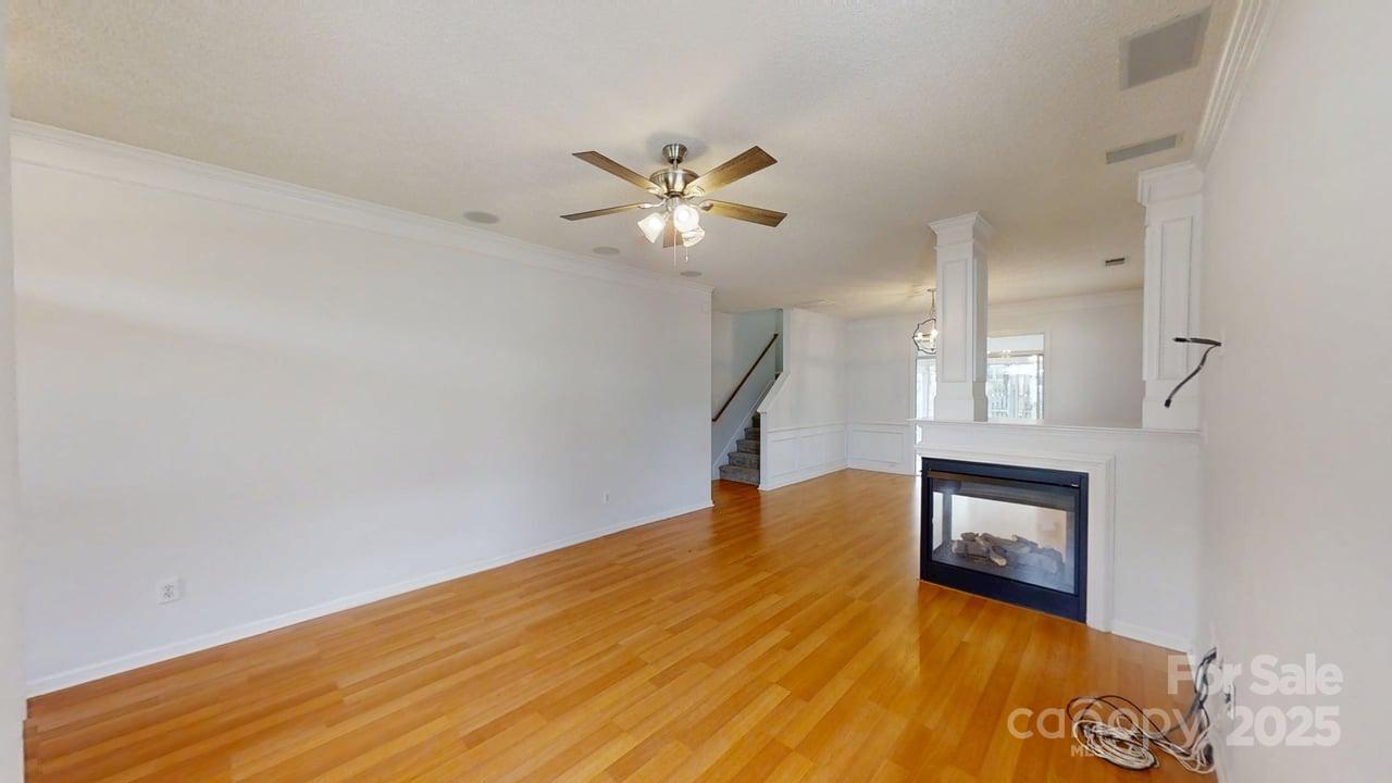 15280 Leslie Brook Road