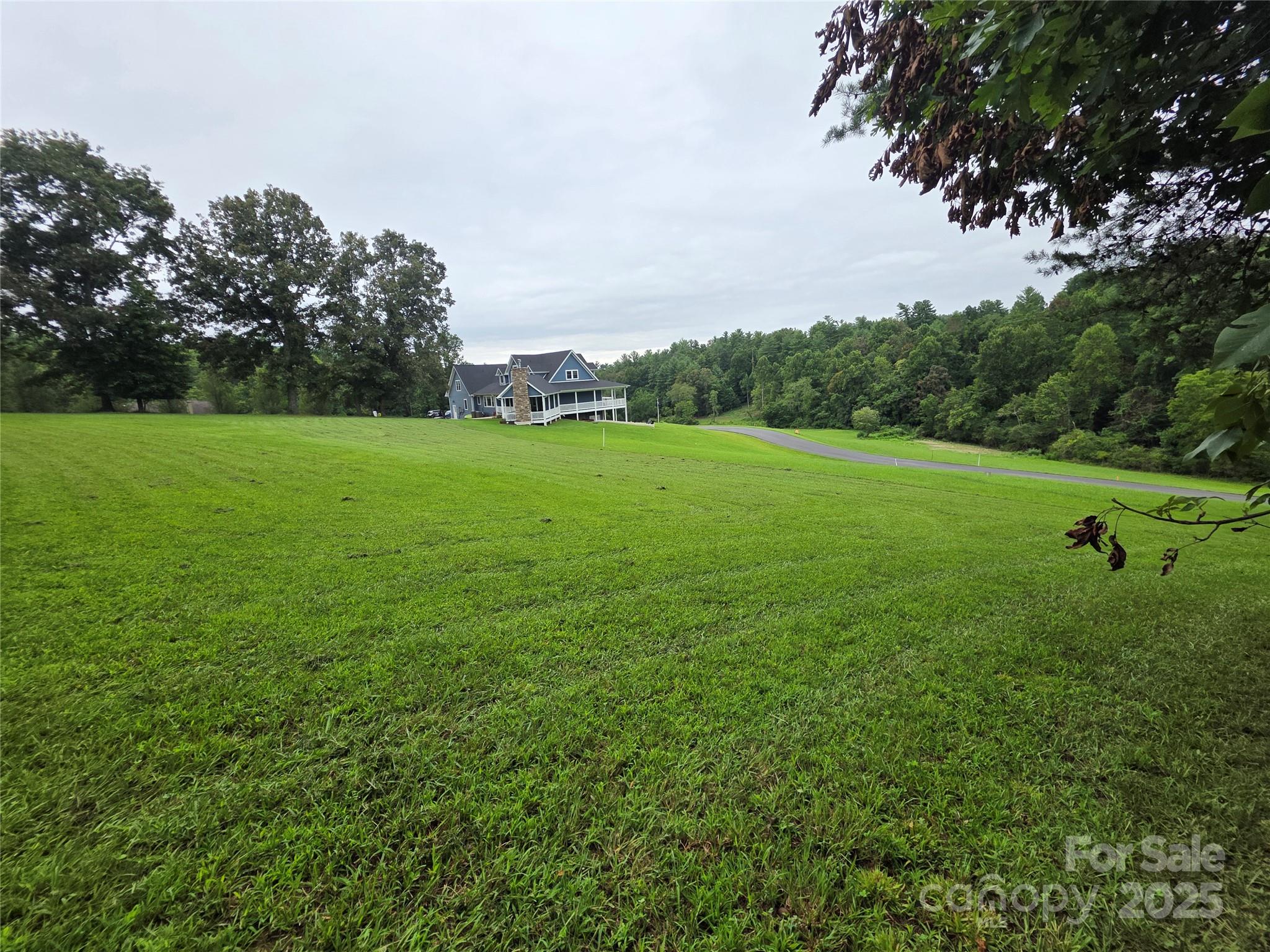 388 Settlers Trail 32
