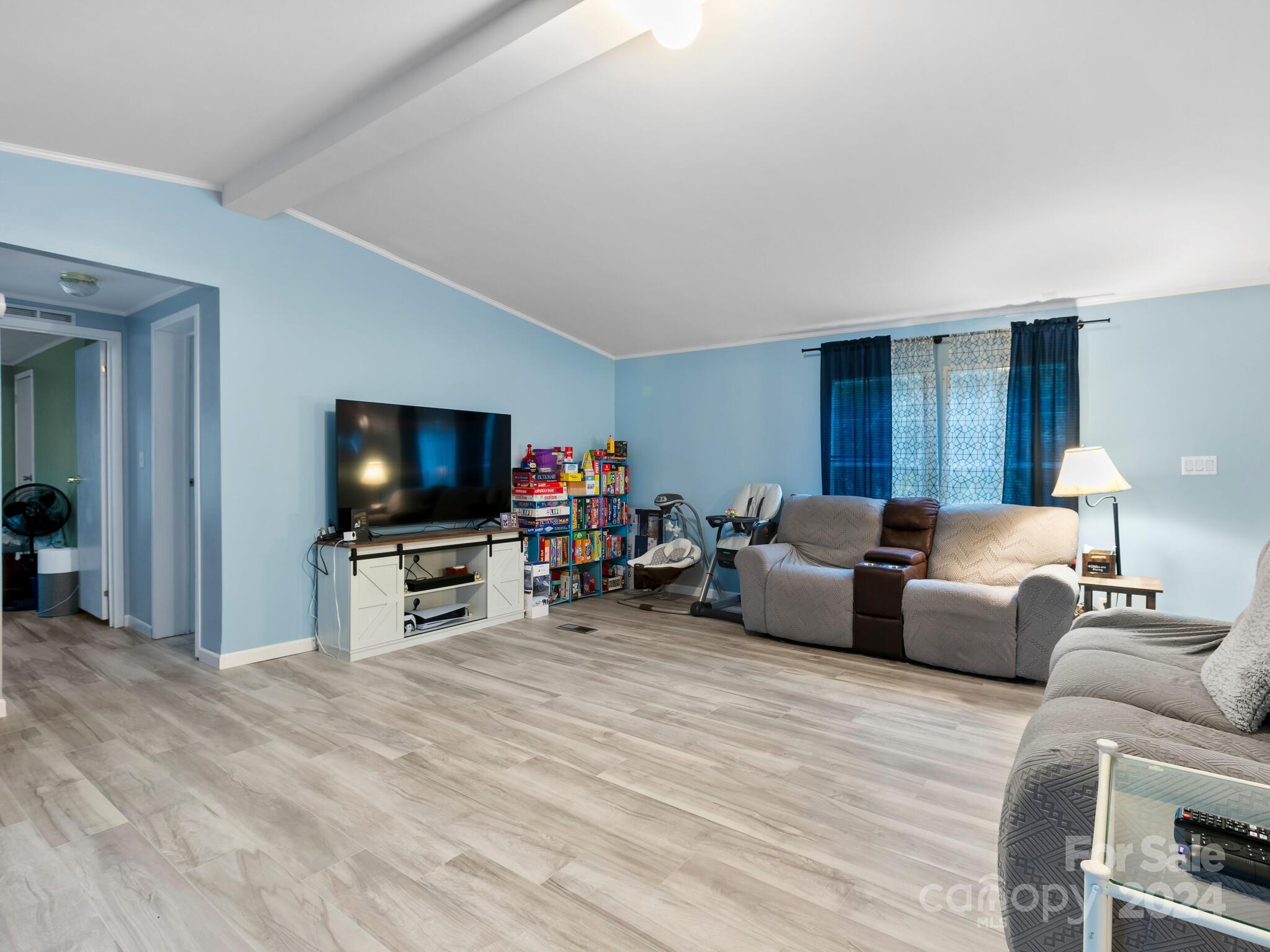 Bee Tree - Residential