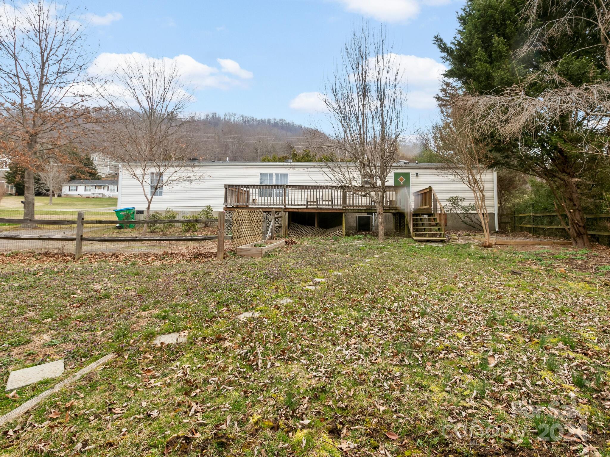 Bee Tree - Residential