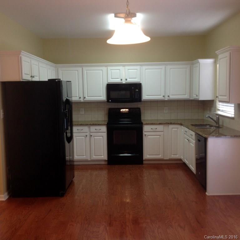 Rocky River Crossing - Residential Lease