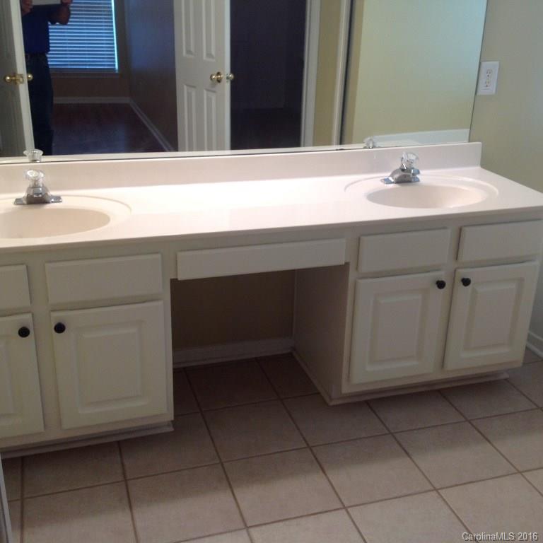 Rocky River Crossing - Residential Lease