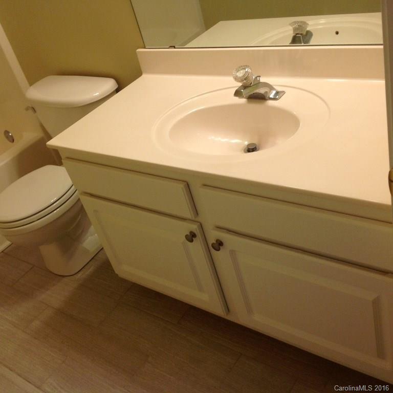 Rocky River Crossing - Residential Lease