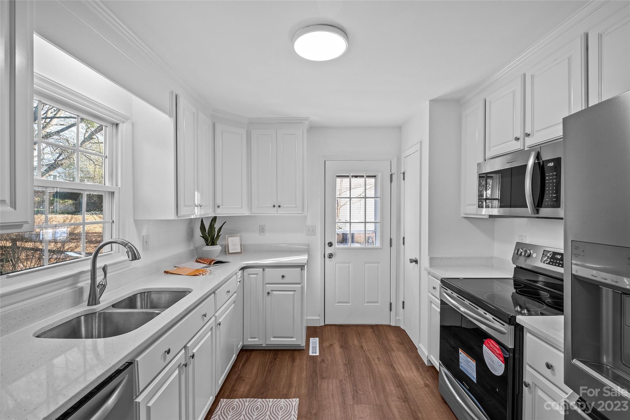 Beverly Woods - Residential