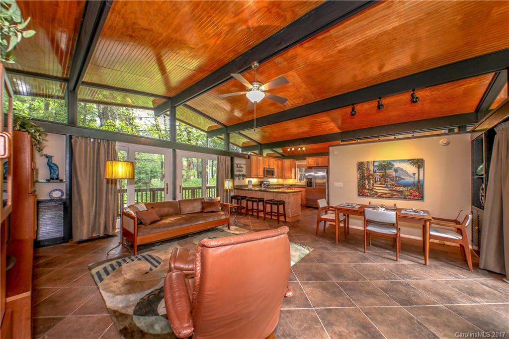 English Gardens - Residential