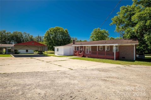 A home in Heath Springs