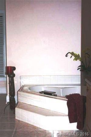 Brittany Oaks - Residential Lease