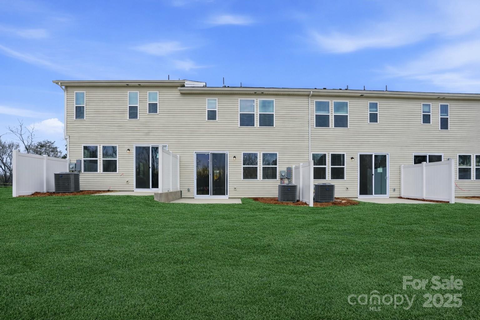 Stonesummit - Residential