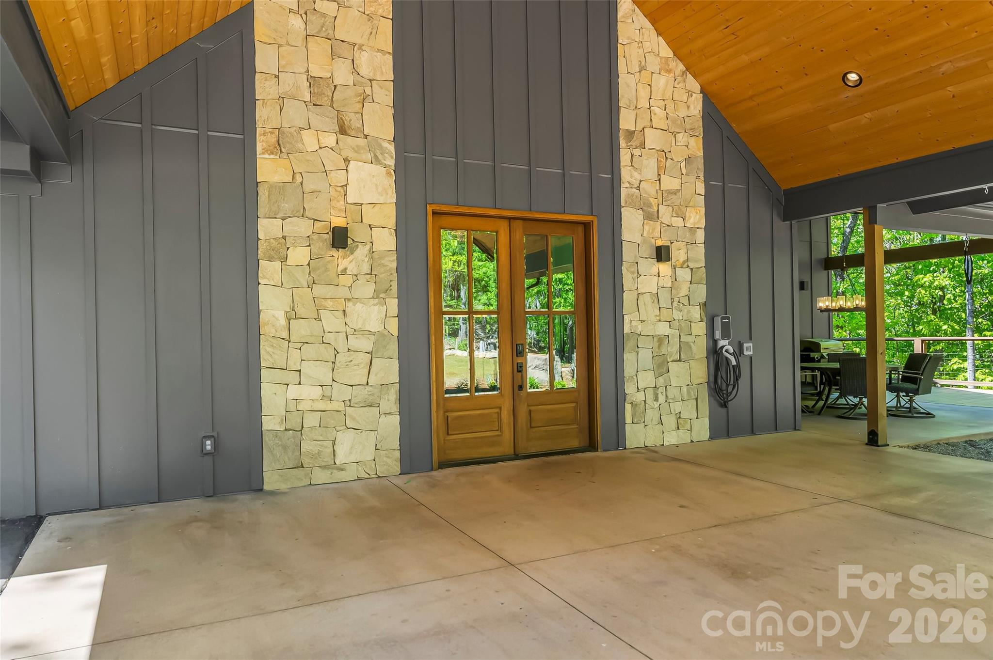 3135 Laurel Heights Drive Extension