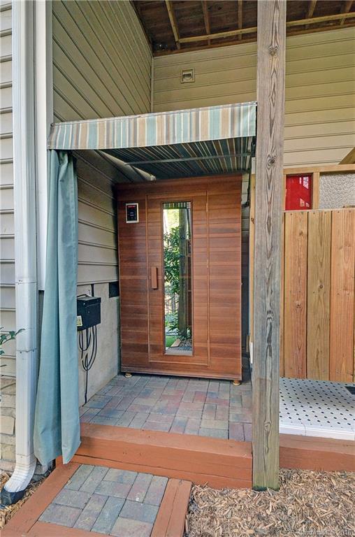 Bishops Ridge - Residential