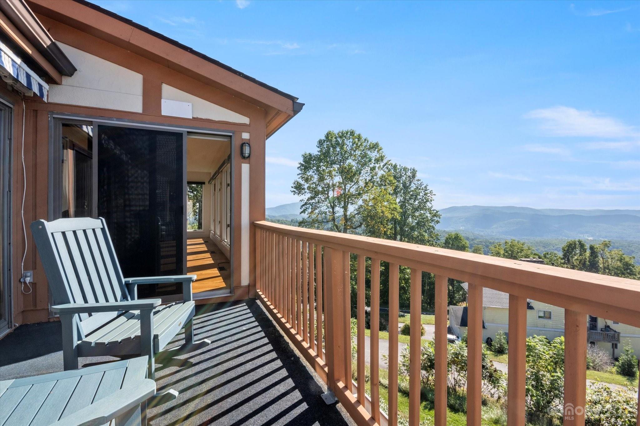 Fleetwood Plaza - Residential