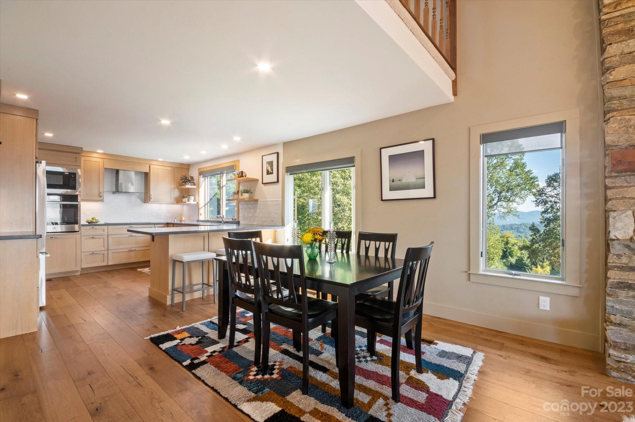 Fleetwood Plaza - Residential