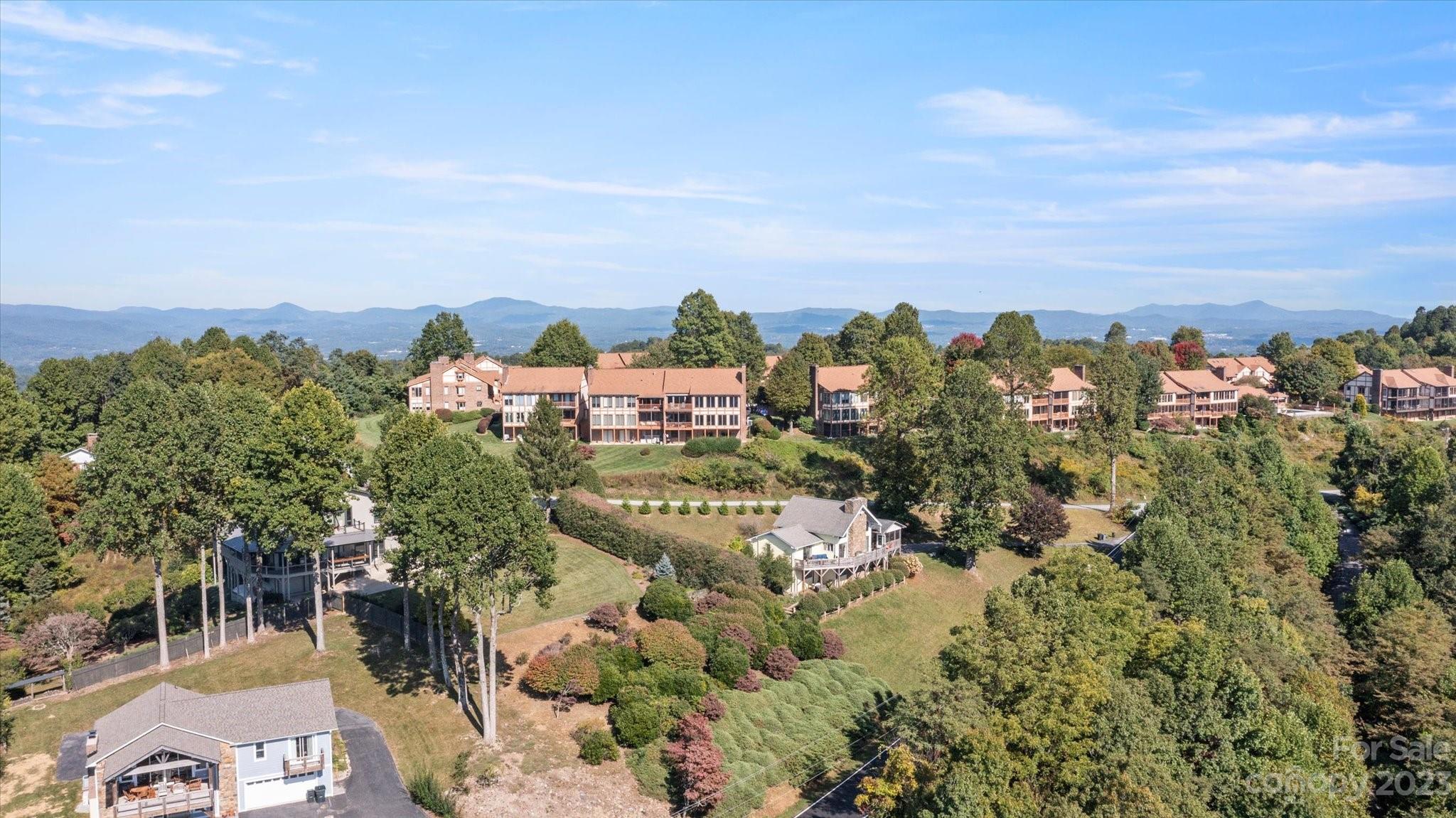 Fleetwood Plaza - Residential