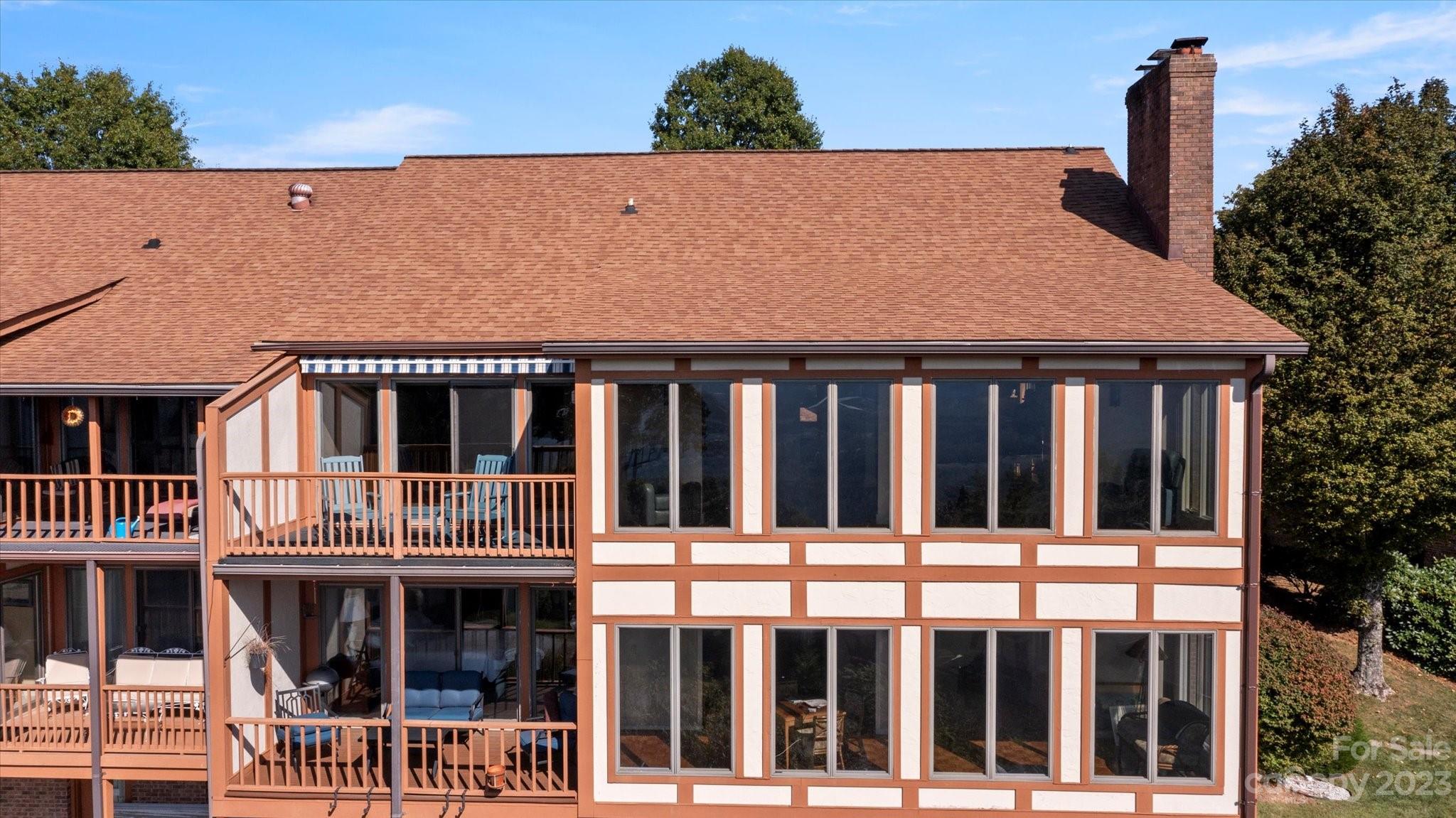 Fleetwood Plaza - Residential