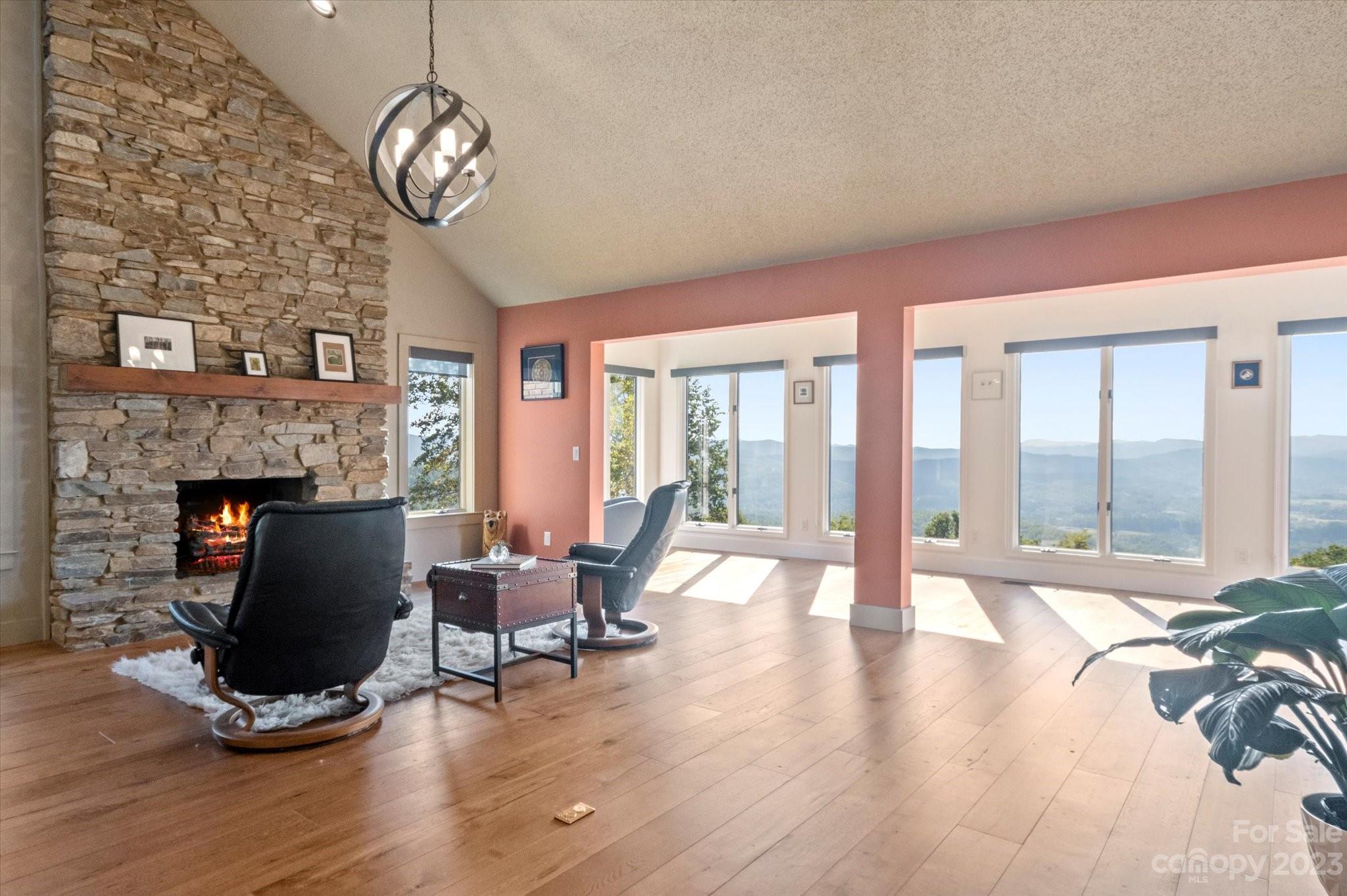 Fleetwood Plaza - Residential