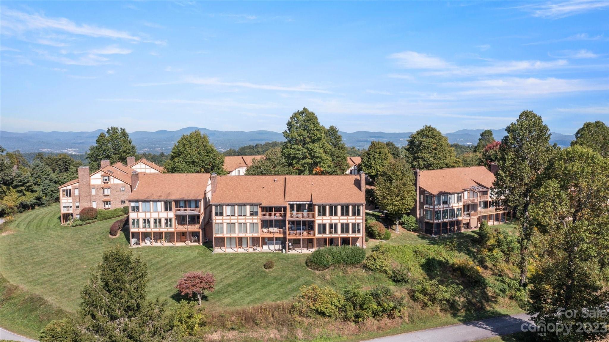 Fleetwood Plaza - Residential