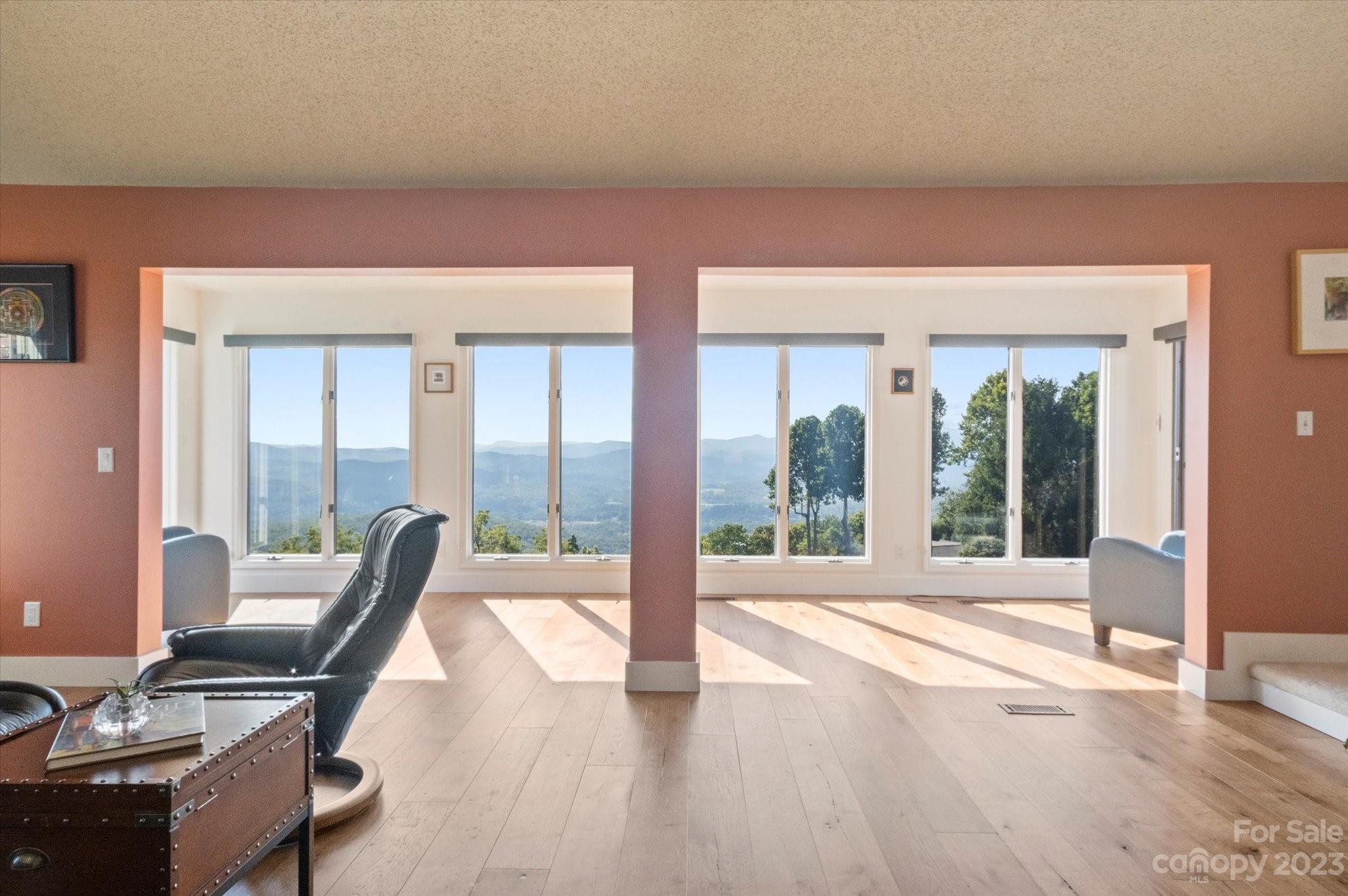 Fleetwood Plaza - Residential