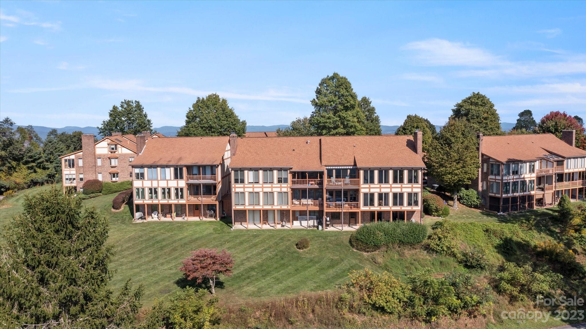 Fleetwood Plaza - Residential