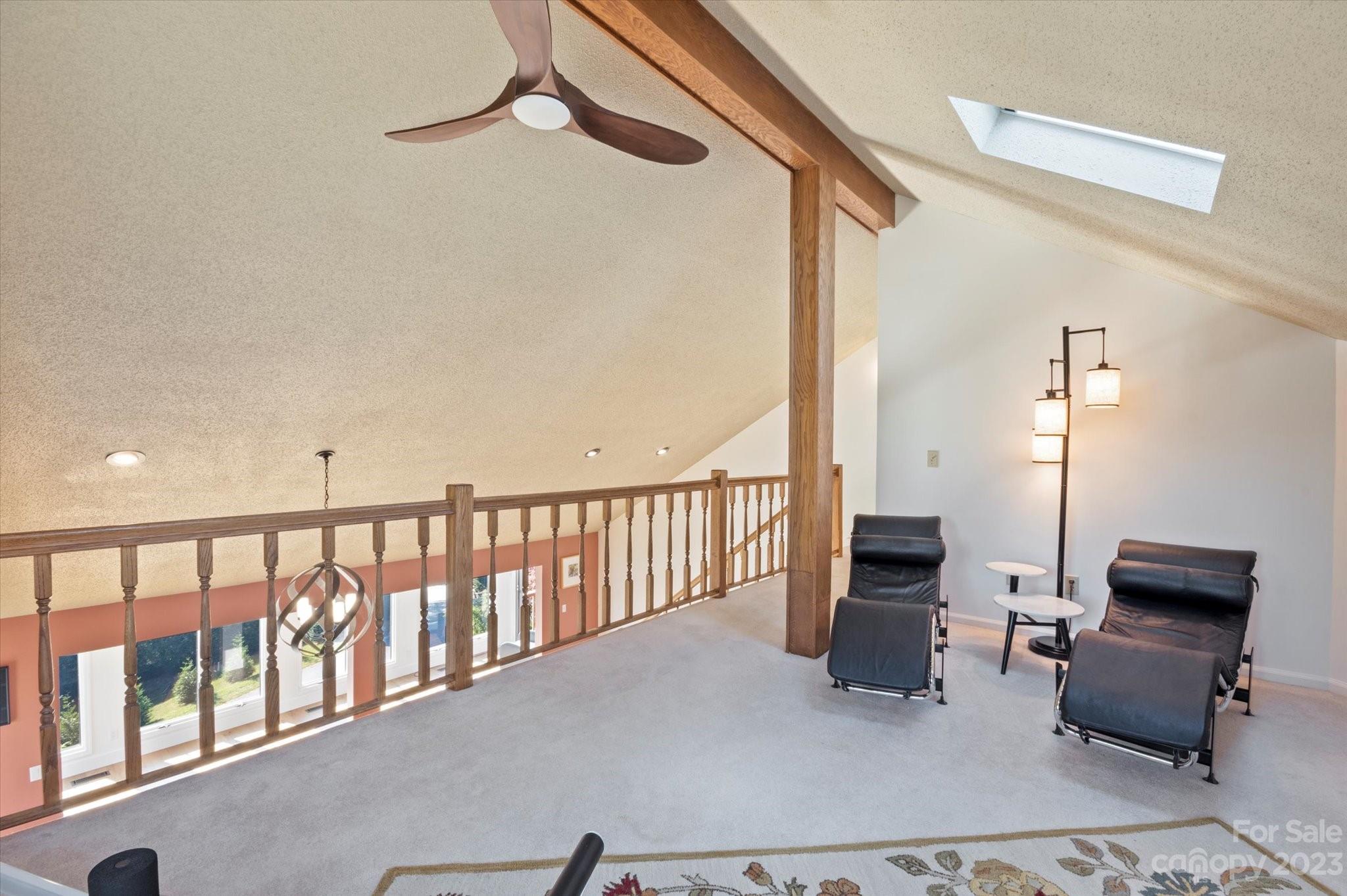 Fleetwood Plaza - Residential