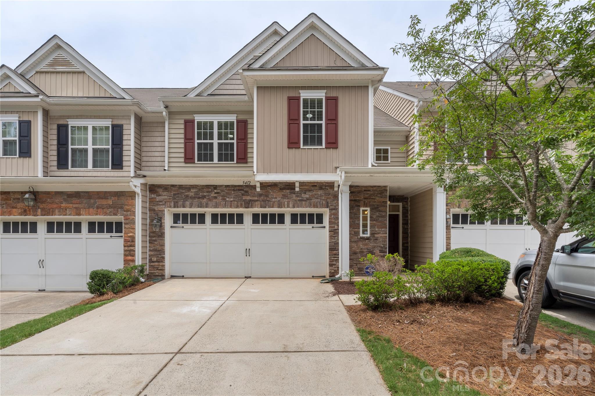 5412 Allison Lane