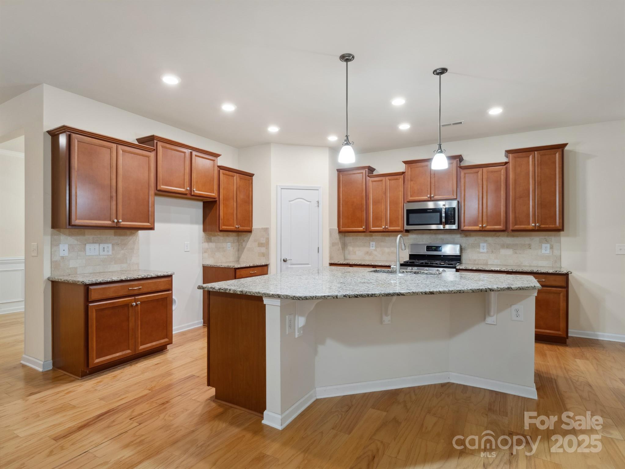527 Livingston Drive
